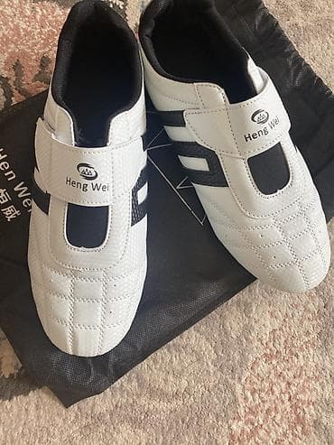 pull and beer: Мужские кроссовки, 41, Новый, цвет - Белый, Самовывоз — 3