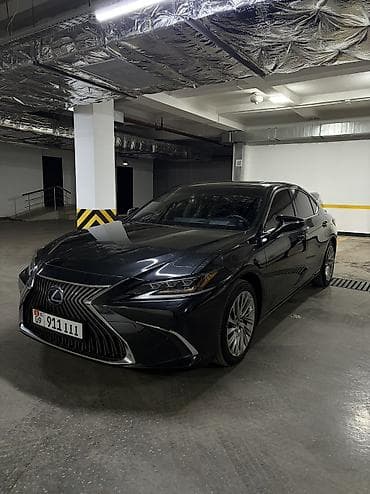 Lexus ES: 2019 г., 2.5 л, Гибрид, Седан