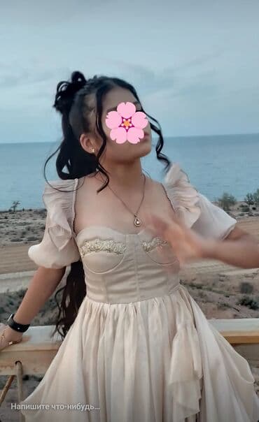 прокат надувных костюмов: Вечернее платье, Пышная модель, 42 (S), Рукава: Короткие — 2