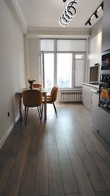 Кыймылсыз мүлк: 1 бөлмө, Люкс, ​​элита, Пишпек, Жаздык, жууркан-төшөк каптары — 3