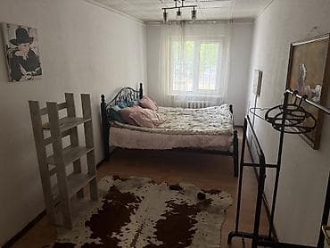 8 мкр квартиры: 3 комнаты, Собственник, С мебелью полностью — 5