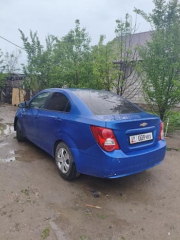 рага авто: Chevrolet Aveo: 2014 г., Бензин, Седан — 3