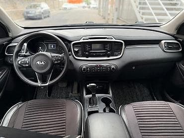 mini ev: Kia Sorento: 2017 г., 2.4 л, Автомат, Бензин, Кроссовер — 7