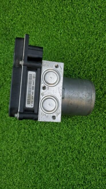 e61: Блок abs Bmw 650I E63 N62N 4.8 2007 (б/у) ​ Марка: BMW Модель: 650i — 2