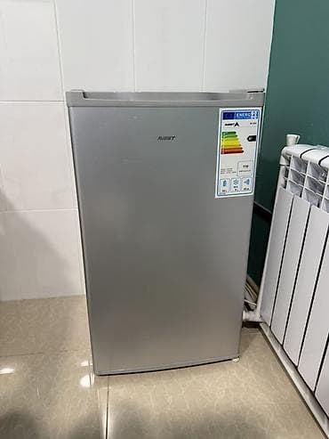 cs max: Холодильник Avest, Б/у, Однокамерный — 1