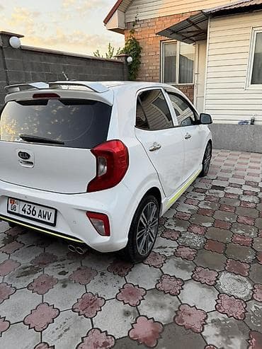 arizzo 8: Kia Morning: 2017 г., 1 л, Автомат, Бензин, Хэтчбэк — 4