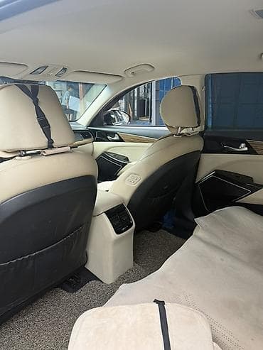 vin code: Kia K7: 2017 г., Седан — 7