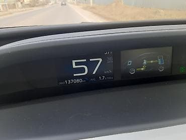 prius 30: Toyota Prius: 2019 г., 1.8 л, Автомат, Гибрид, Хэтчбэк — 8