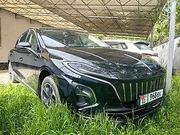 FAW : 2022 г., Электромобиль, Седан