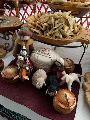 буу сервант: “НУКУРА ЭТНО ФУРШЕТ”🇰🇬🇰🇬🇰🇬🇰🇬 Сегодня стали частью мероприятия в школе — 4