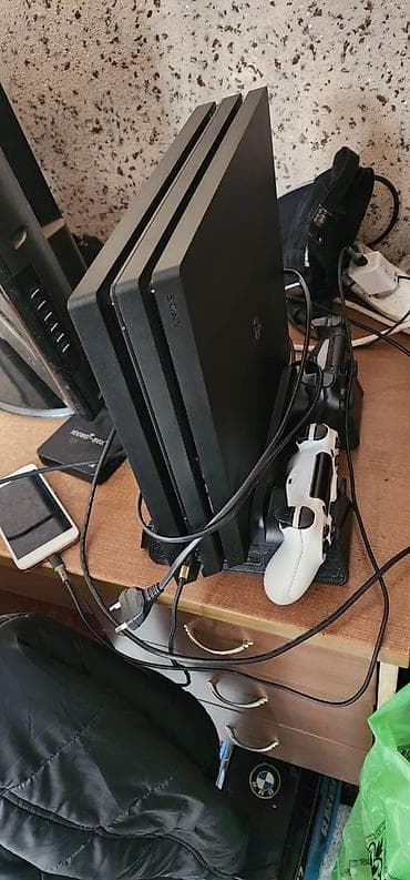 PlayStation 4 Pro (PS4 Pro) - Модель: Sony PlayStation 4 Pro