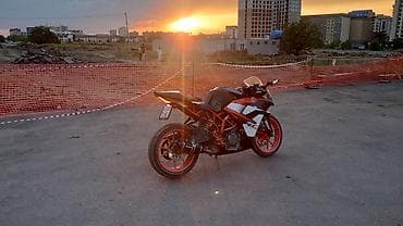Спортбайк 400 куб. см, Бензин, Б/у — 1