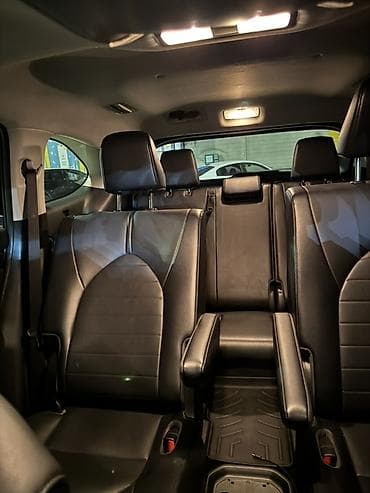Toyota Highlander: 2021 г., 3.5 л, Типтроник, Бензин, Кроссовер — 5