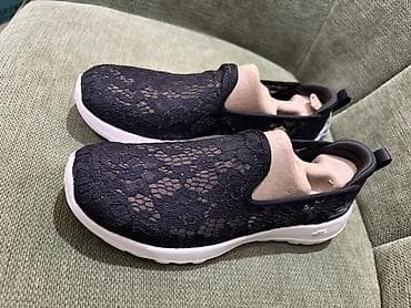 Мокасины и лоферы: Лоферы, 36, Skechers, Новый, цвет - Черный — 1