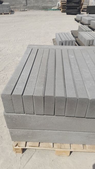 7 микра район: Бордюр Бордюр дорожный Бордюр тротуарная Бордюр Прессованный — 2