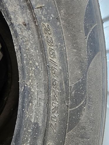 17: Комплект летних шин 235/55 ZR17 - Количество: 4 штуки - Размер — 3