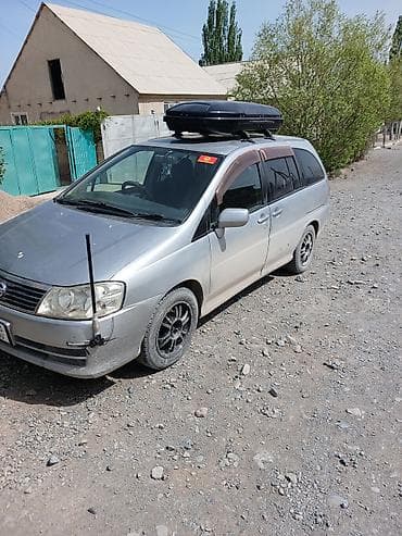 салон на гольф 2: Nissan Liberty: 2001 г., 2 л, Автомат, Бензин, Минивэн — 3