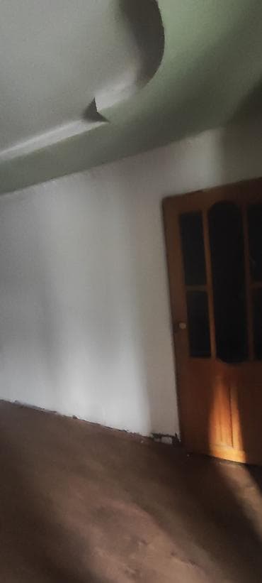 комната в бишкеке: Продаётся дом/часть дома с верандой и подсобными помещениями — 1