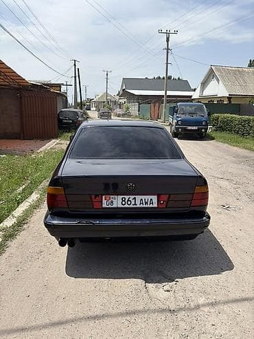 пятнашка такси: BMW 5 series: 1991 г., 2.5 л, Седан — 5