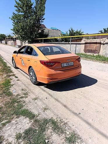 Hyundai Sonata: 2018 г., 2 л, Автомат, Газ, Седан — 4