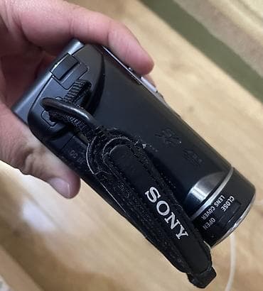 dji osmo action: Sony Handycam HDR-CX190E — камера для ретро/олдскул съемки 🎞️ Если ты — 4