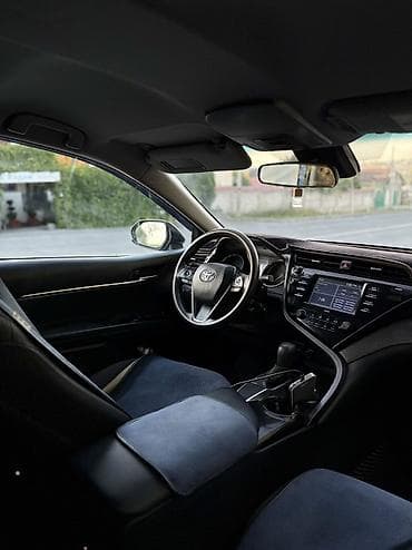 машина до 6000 долларов: Toyota Camry: 2020 г., 2.5 л, Бензин — 5