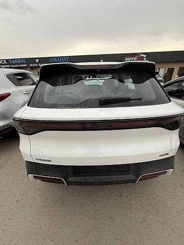 электромоил: Changan Qiyuan Q05: 2026 г., Электромобиль — 3