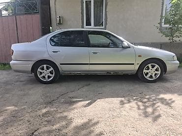 Nissan Primera: 1998 г., 1.6 л, Механика, Бензин, Седан