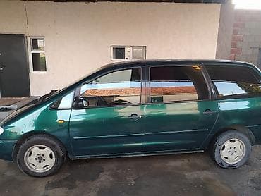 коробка шаран: Volkswagen Sharan: 1996 г., 2 л, Автомат, Бензин, Минивэн — 2