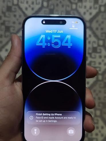 Техника и электроника: IPhone 14 Pro, Серебристый — 2