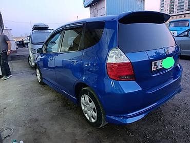 лобовое стекло мазда 323: Honda Fit: 2004 г., 1.3 л, Автомат, Бензин, Хэтчбэк — 3