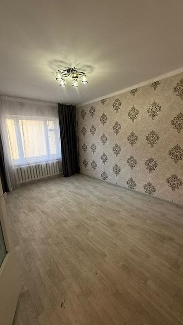 erl group: 1 комната, 34 м², 105 серия, 5 этаж, Косметический ремонт — 4