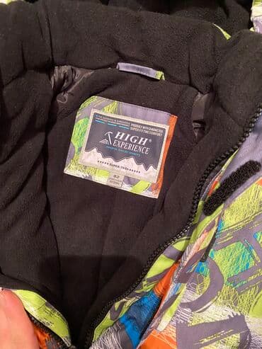 с связи с переездом: Новый зимний комбинезон на 92 см с этикеткой
Внутри флисовый подклад — 3