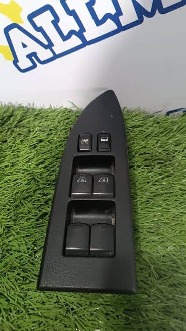 fx35: Infiniti FX35, водительский блок управления стеклоподъёмниками — 1