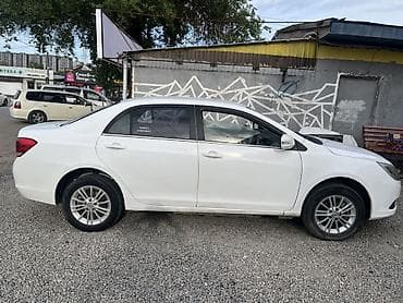 byd e3 цена: BYD E5: 2019 г., Электромобиль, Седан — 4