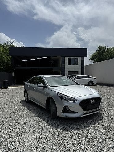 Hyundai Sonata: 2021 г., 2 л, Автомат, Газ, Седан