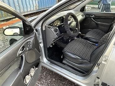 авто форт: Ford Focus: 2000 г., 1.8 л, Механика, Бензин, Седан — 7