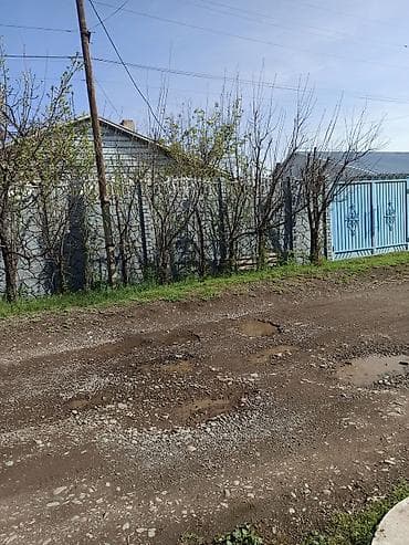 обмен жилья: Продается кирпичный коттедж,индивидуальный жилой дом из трёх комнат — 3