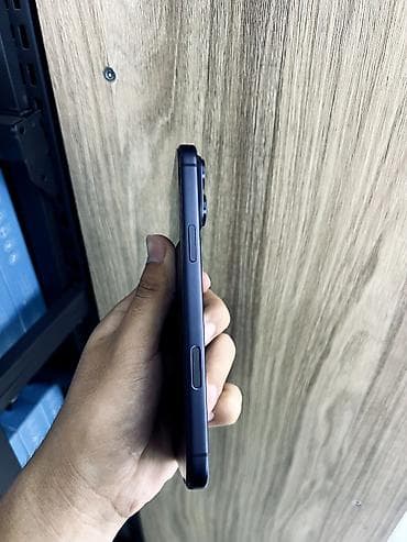 iphone s5: IPhone 17 Pro Max, Б/у, 256 ГБ, Синий, 100 % — 5