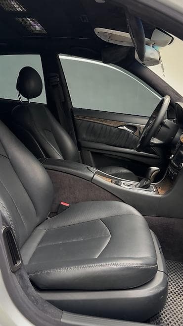 Продажа авто: Mercedes-Benz E-Class: 2002 г., 5 л, Автомат, Бензин, Седан — 7