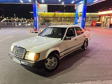 очен срочно: Mercedes-Benz W124: 1988 г., 2.3 л, Механика, Бензин, Седан — 4