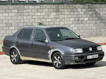 выхлопы машин: Volkswagen Vento: 1996 г., 1.8 л, Механика, Бензин, Седан — 4