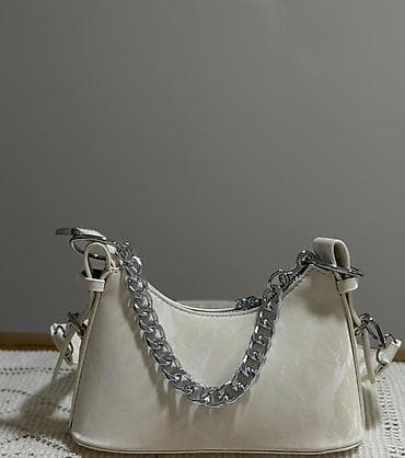 Женские сумки — набор из 3 моделей 1) Сумка-хобо молочного цвета -