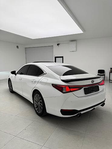 step 2: Lexus ES: 2022 г., 2.5 л, Автомат, Гибрид, Седан — 3