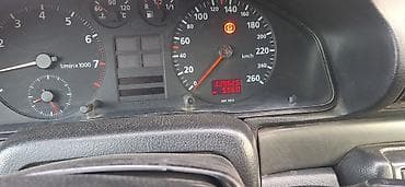 Унаа сатуу: Audi A4: 1995 г., 1.8 л, Кол менен иштөөчү, Бензин, Седан — 5