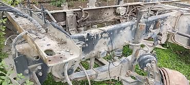 запчасть на трактор: Комплект узлов от грузового автомобиля (рама и ходовая часть) - Рама — 9