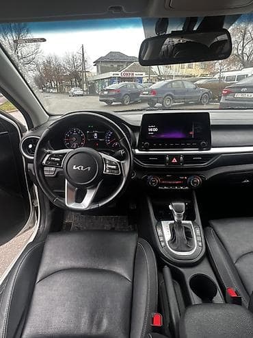 w210 e280: Kia K3: 2021 г., Автомат, Седан — 4