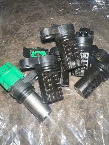 Датчики, сенсоры, предохранители: Датчик коленвала Nissan Б/у, Оригинал, ОАЭ — 2