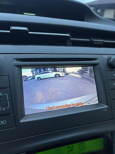 134: Toyota Prius: 2015 г., 1.8 л, Вариатор, Гибрид, Хэтчбэк — 9