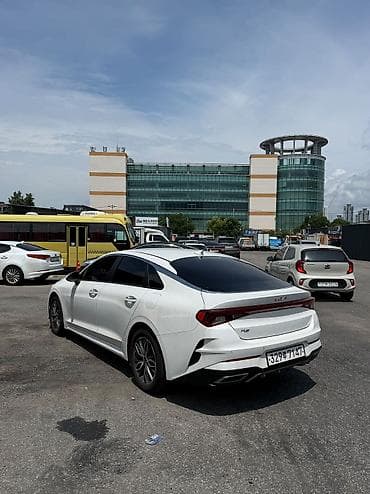 Продажа авто: Kia K5: 2022 г., 2 л, Автомат, Газ, Седан — 5